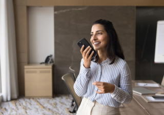 voice chat speaking to phone conversation